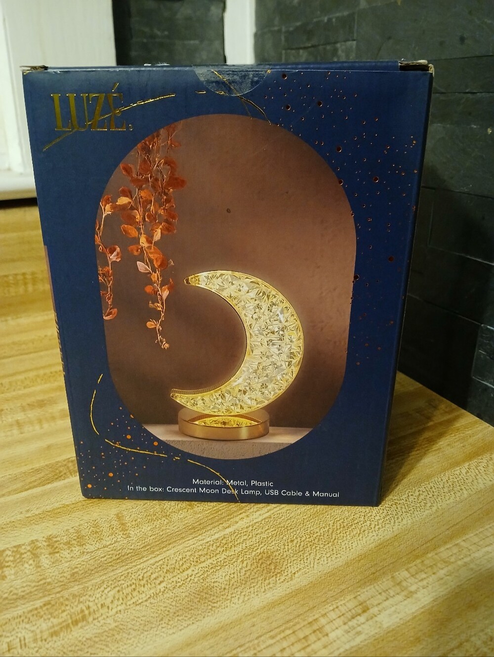 Crescent Moon Light NIB Rechargable & 3 Shades - Picture 5 of 6